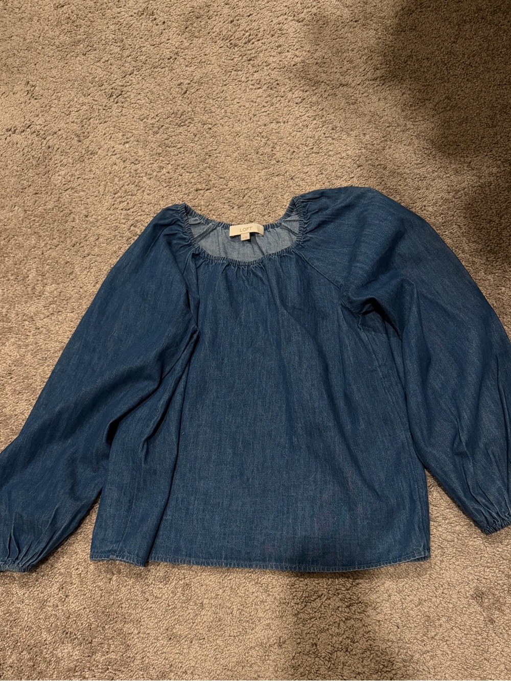 LOFT Chambray Off-Shoulder XS Top in Denim Blue